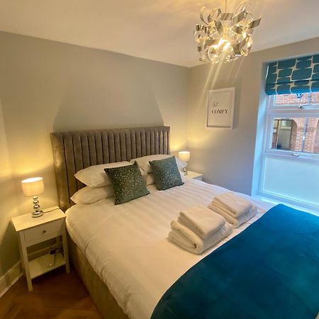 Superb City Centre Apartment Within The City Walls 约克 外观 照片